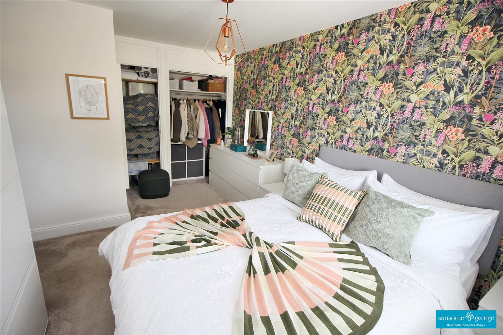 Hornsea Close, Tilehurst, Reading